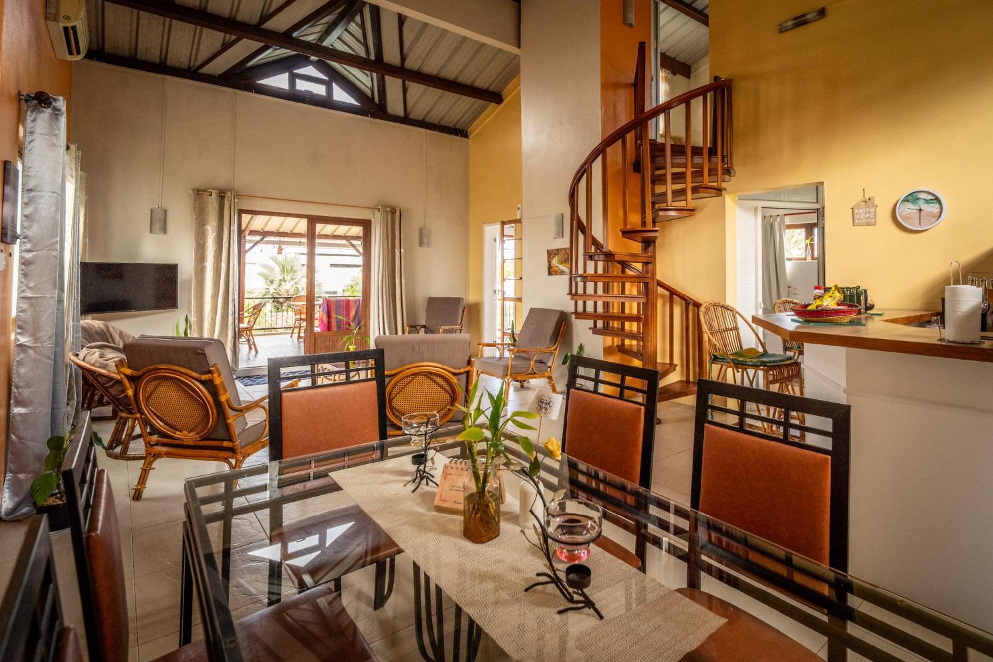 Charming Condo Riviere Noire Bagian luar foto